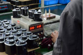 工廠揭秘丨天虹文具:上過央視的制造商,各種榮譽貼滿墻