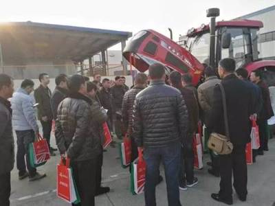 黃海金馬拖拉機工廠體驗活動 農(nóng)機手實地感受，助力農(nóng)業(yè)機械銷售